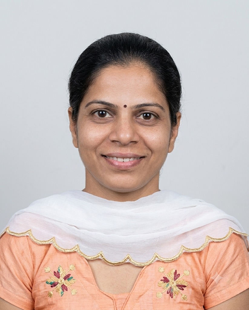 Sarita  Subhash Velhal - Part time Baby Sitter in Dombivli East in Mumbai